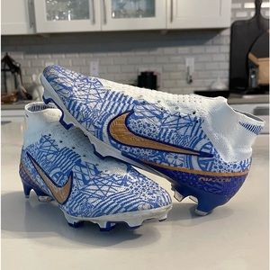 💥Nike CR7 Cleats | Size 6 bc| White/Concord, Medium Blue/Metallic Copper💥